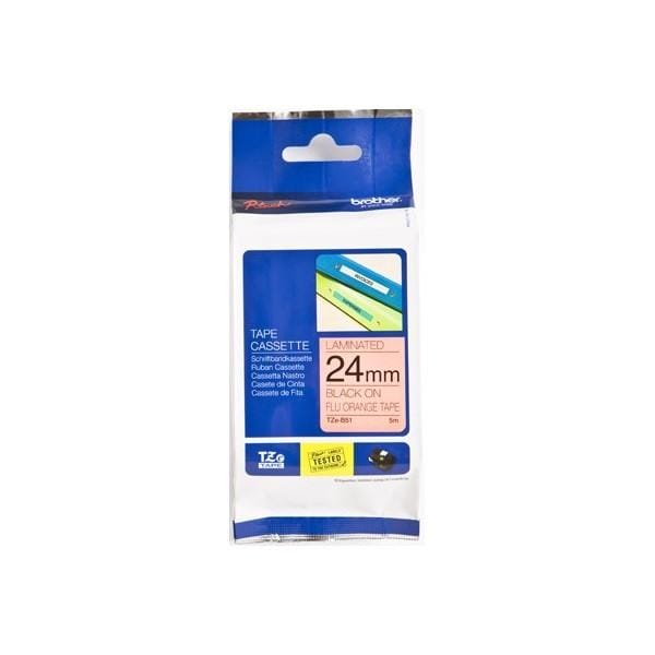 Etiqueta naranja continua laminada Brother TZEB51, de 24 mm de ancho x 5 mts de largo. Impresión en negro.
